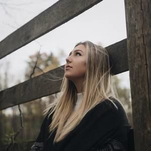 Meet your Posher, Joanna